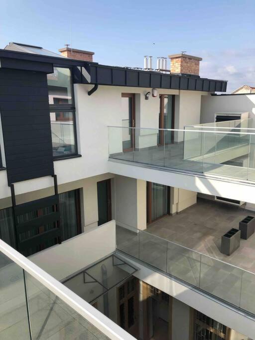 Luxury Cozy 2 Bdr Downtown Apt.5 Boedapest Buitenkant foto