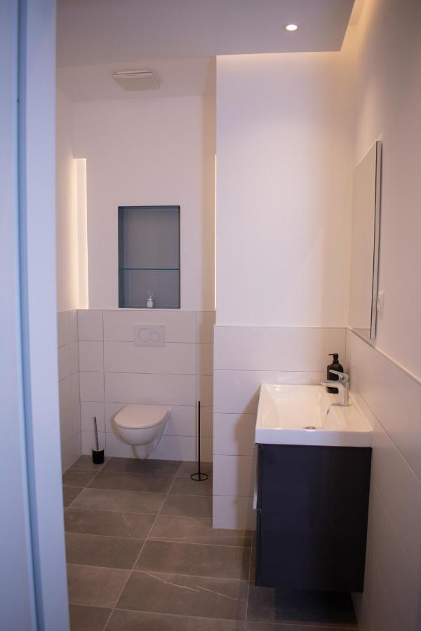 Luxury Cozy 2 Bdr Downtown Apt.5 Boedapest Buitenkant foto